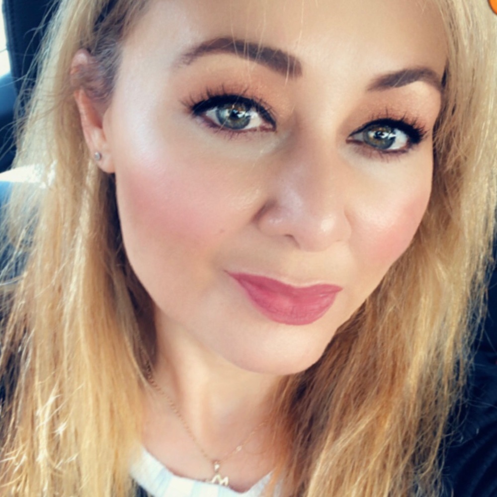 Meet your Posher, Malika